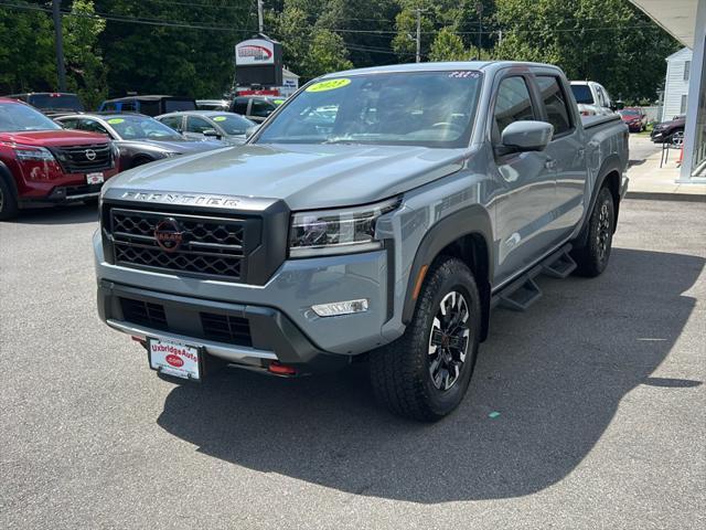 Photo of 2023 GRAY Nissan Frontier