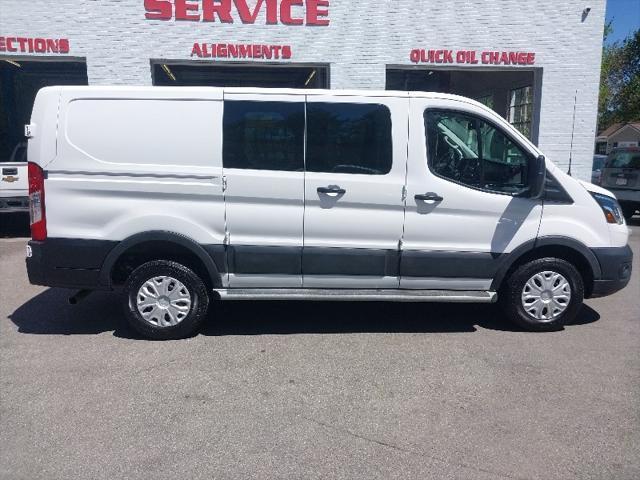 2023 Ford Transit-250