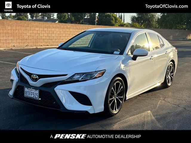 Photo of 2020 Super White Toyota Camry