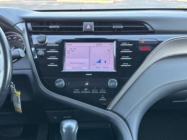 Photo of 2020 Super White Toyota Camry