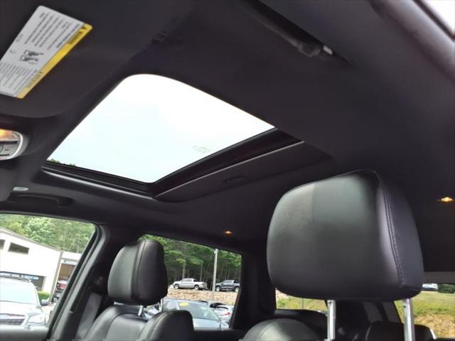 Photo of 2022 Bright White Clearcoat Jeep Grand Cherokee