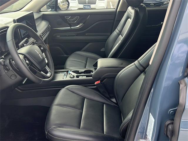 Photo of 2025 Whisper Blue Metallic Clearcoat Lincoln Corsair