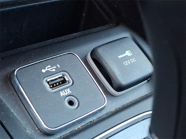 Photo of 2021 Hydro Blue Pearlcoat Jeep Cherokee