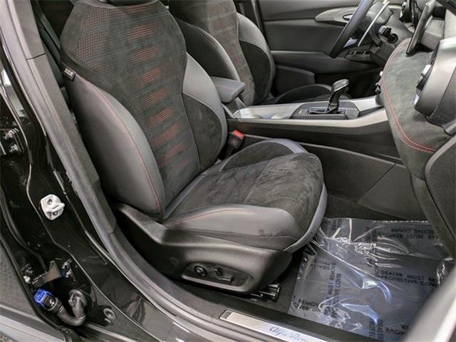 Photo of 2024 Alfa Black Alfa Romeo Tonale