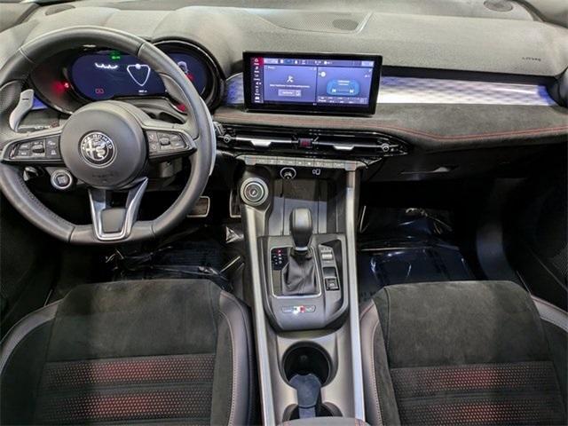 Photo of 2024 Alfa Black Alfa Romeo Tonale