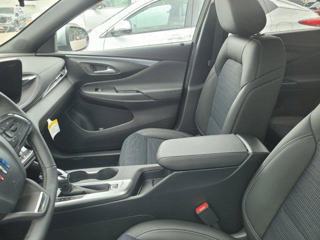 Photo of 2025 Moonstone Gray Metallic Buick Envista
