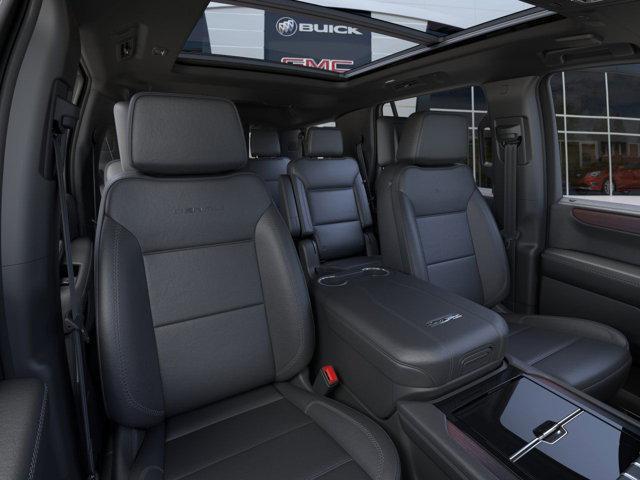 Photo of 2025 White Frost Tricoat GMC Yukon