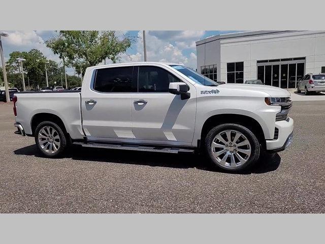 Photo of 2022 Iridescent Pearl Tricoat Chevrolet Silverado 1500