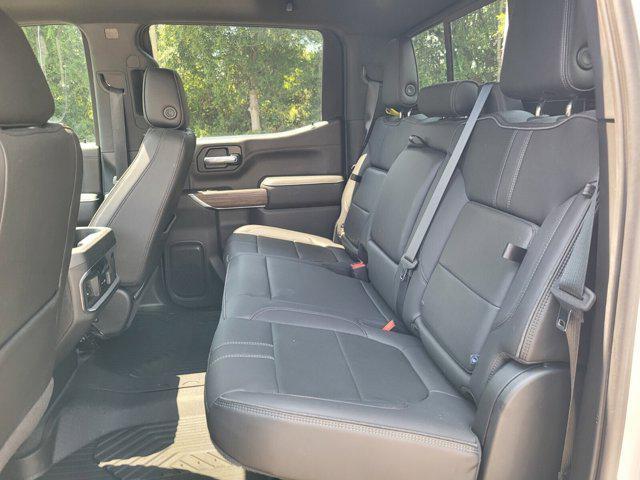 Photo of 2022 Iridescent Pearl Tricoat Chevrolet Silverado 1500