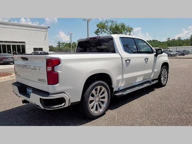 Photo of 2022 Iridescent Pearl Tricoat Chevrolet Silverado 1500