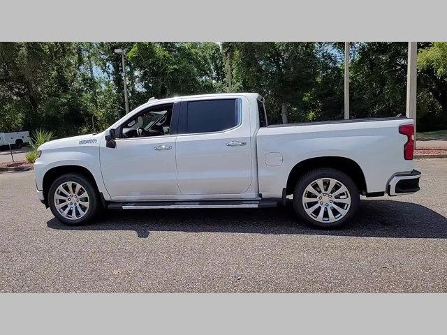 Photo of 2022 Iridescent Pearl Tricoat Chevrolet Silverado 1500