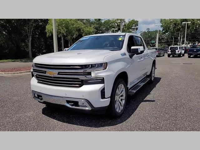 Photo of 2022 Iridescent Pearl Tricoat Chevrolet Silverado 1500