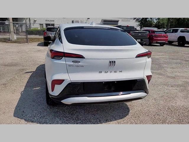 Photo of 2025 Summit White Buick Envista