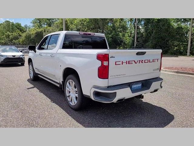 Photo of 2022 Iridescent Pearl Tricoat Chevrolet Silverado 1500