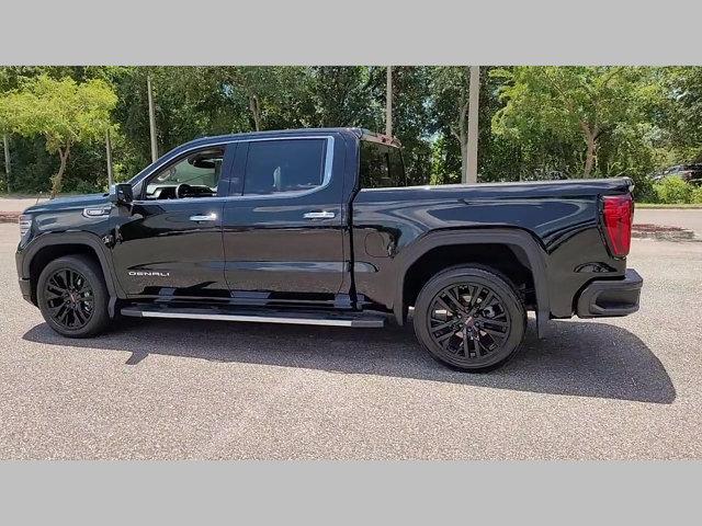 Photo of 2023 Onyx Black GMC Sierra 1500