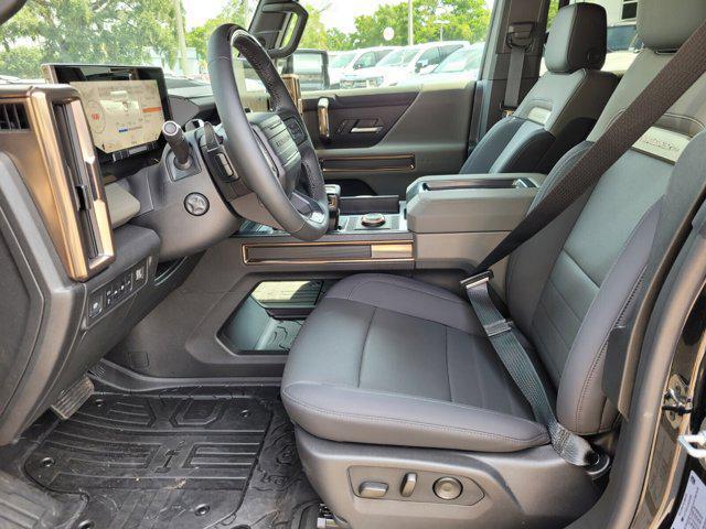 Photo of 2025 Void Black GMC HUMMER EV SUV