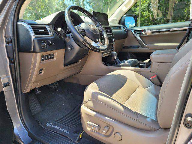 Photo of 2023 Nebula Gray Pearl Lexus GX 460