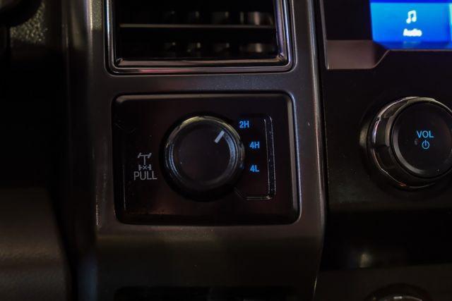 Photo of 2022 Oxford White Ford F-350