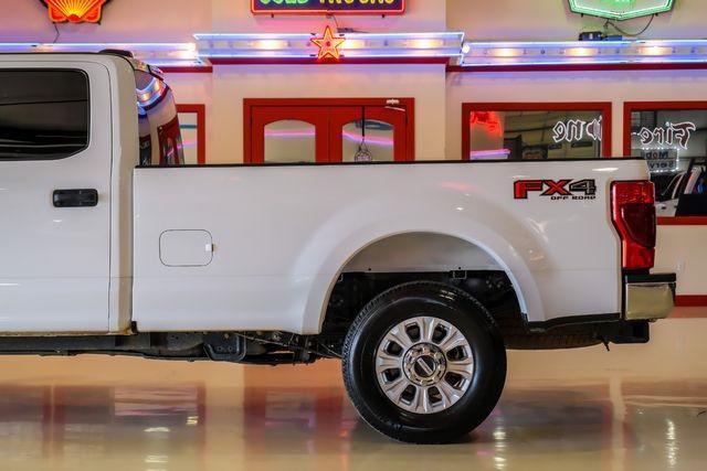 Photo of 2022 Oxford White Ford F-350