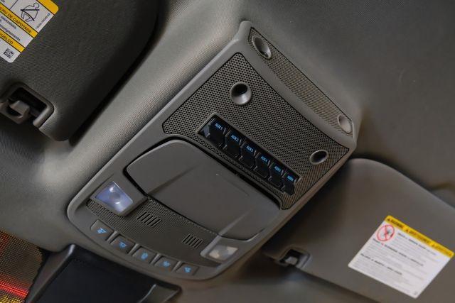 Photo of 2022 Oxford White Ford F-350