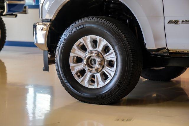 Photo of 2022 Oxford White Ford F-350
