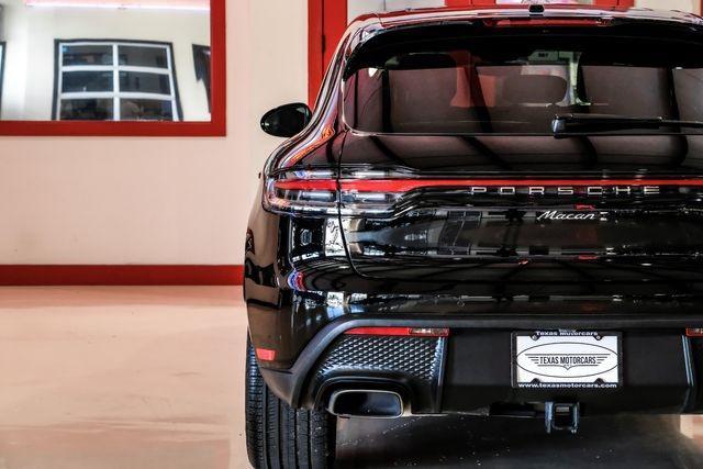 Photo of 2024 Black Porsche Macan
