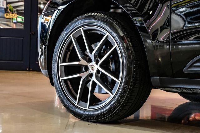Photo of 2024 Black Porsche Macan