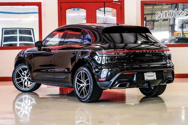 Photo of 2024 Black Porsche Macan