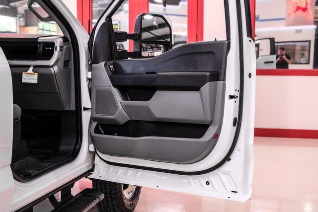 Photo of 2023 Oxford White Ford F-350