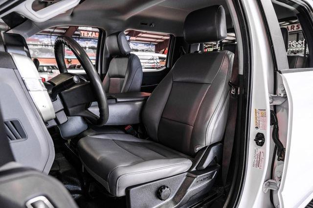 Photo of 2023 Oxford White Ford F-350