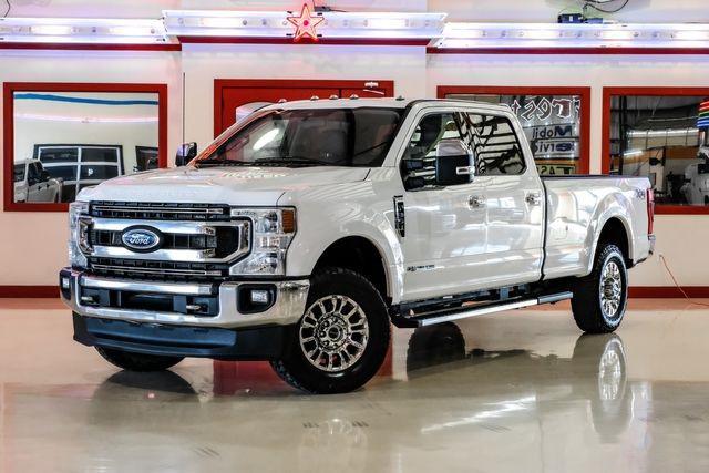 Photo of 2022 Oxford White Ford F-350