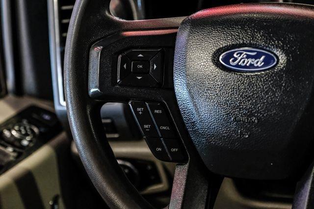 Photo of 2022 Oxford White Ford F-350