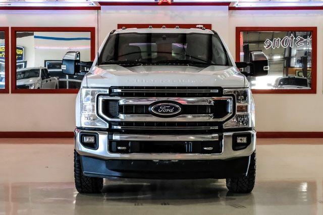Photo of 2022 Oxford White Ford F-350