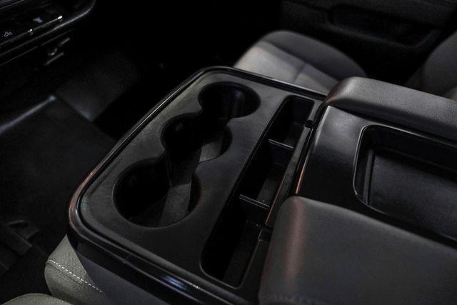 Photo of 2019 Summit White GMC Sierra 3500