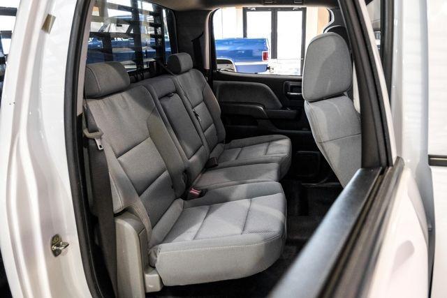 Photo of 2019 Summit White GMC Sierra 3500