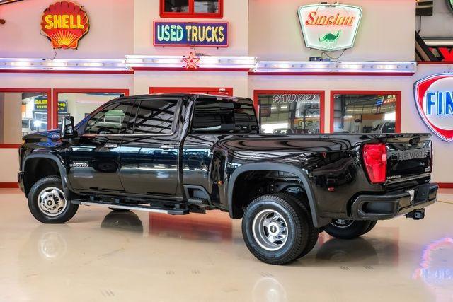 Photo of 2022 Black Chevrolet Silverado 3500