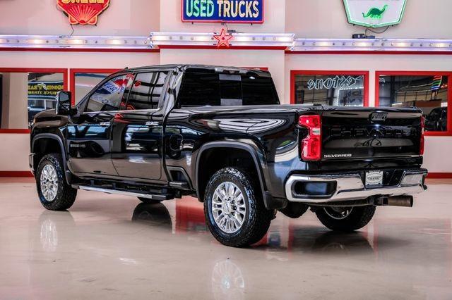 Photo of 2020 Black Chevrolet Silverado 2500