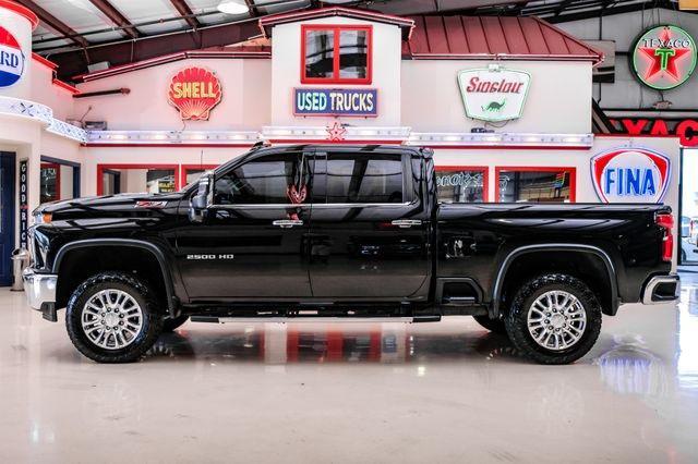 Photo of 2020 Black Chevrolet Silverado 2500