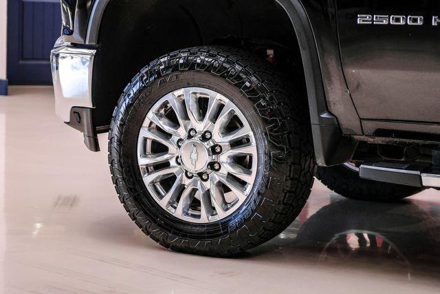 Photo of 2020 Black Chevrolet Silverado 2500