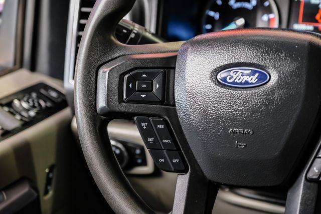 Photo of 2022 Oxford White Ford F-350