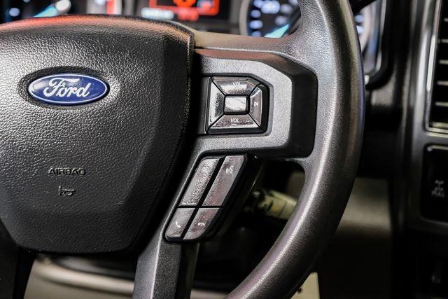 Photo of 2022 Oxford White Ford F-350
