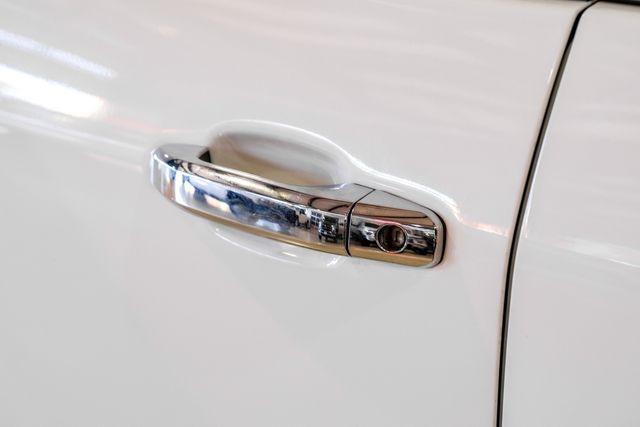 Photo of 2018 Summit White GMC Sierra 1500