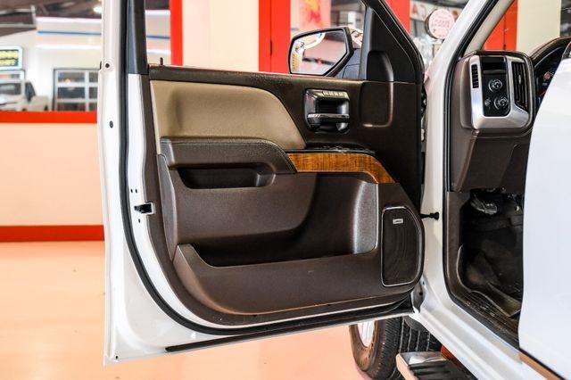 Photo of 2018 Summit White GMC Sierra 1500