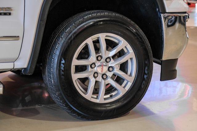Photo of 2018 Summit White GMC Sierra 1500
