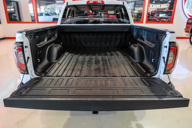 Photo of 2018 Summit White GMC Sierra 1500