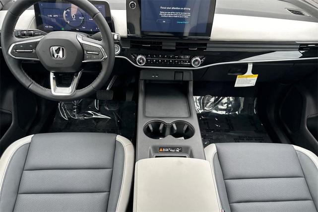 Photo of 2025 Mercury Silver Metallic Honda Prologue
