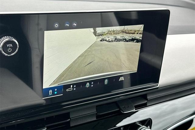 Photo of 2025 Mercury Silver Metallic Honda Prologue