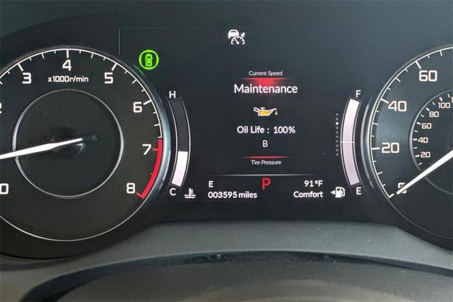 Photo of 2024 Platinum White Pearl Acura RDX