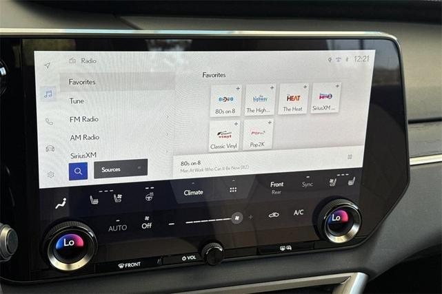 Photo of 2023 Green Lexus RX 350