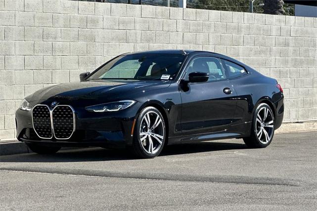Photo of 2023 Black Sapphire Metallic BMW 430